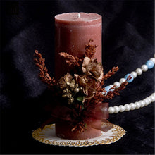 Load image into Gallery viewer, Romantic Flower Candle